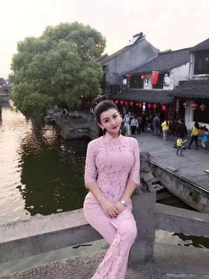 光彩照人舞蹈老师