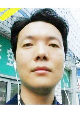 高校行政人员